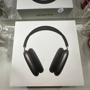 Apple AirPods Max - Brand new